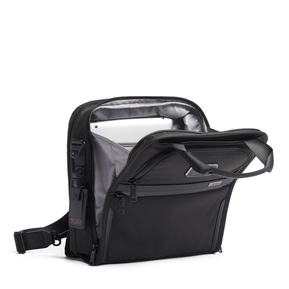 Medium Travel Tote