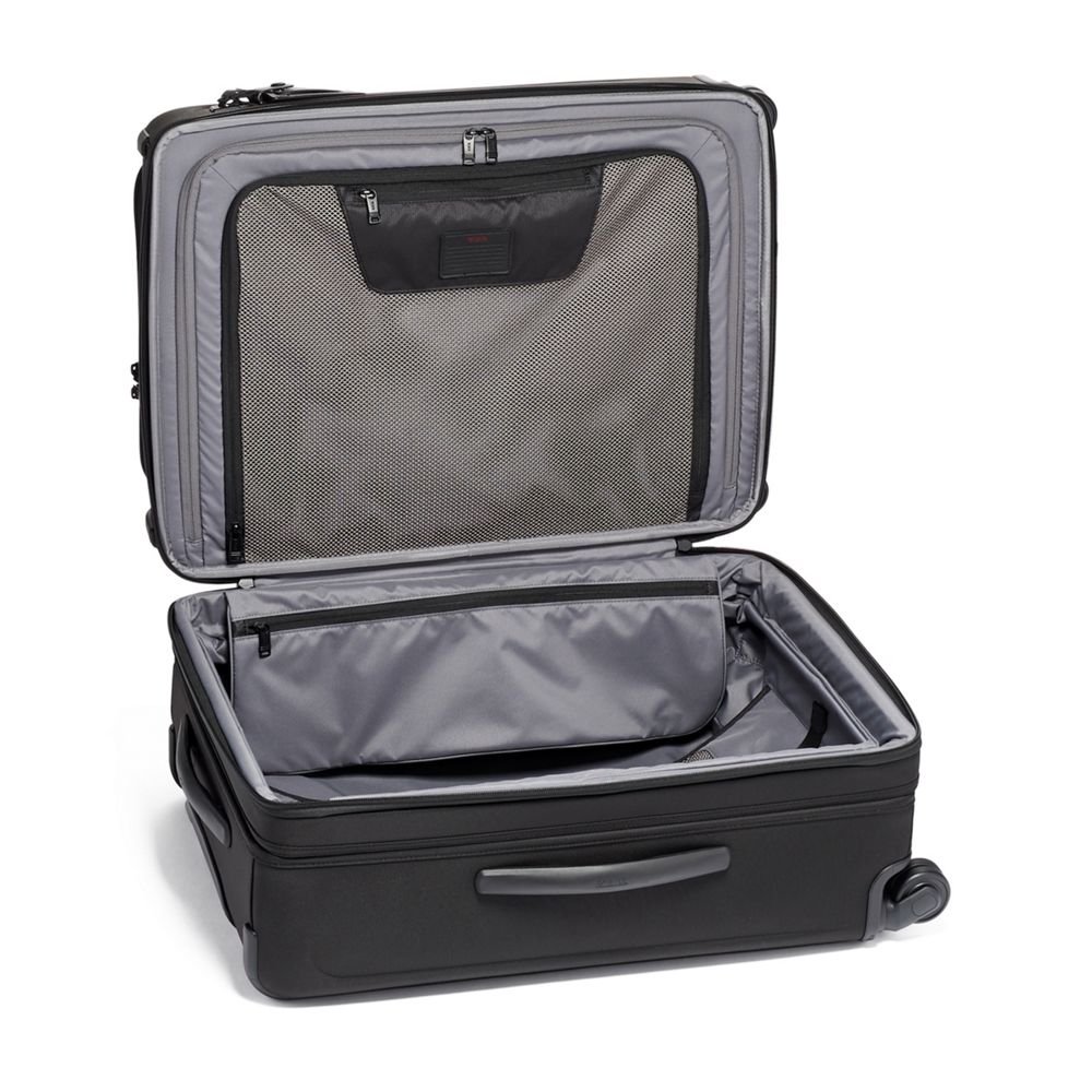 Short Trip Expandable 4 Wheeled Packing Case