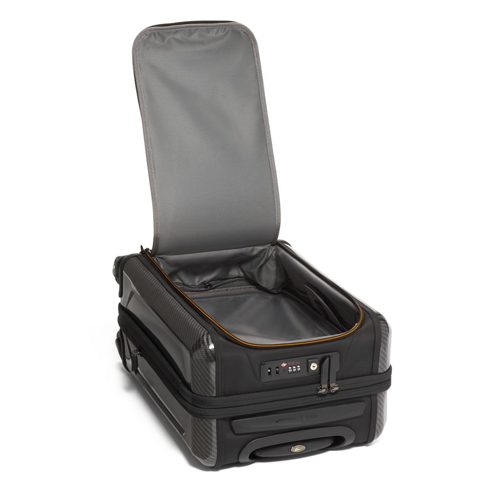 Aero international expandable 4 wheeled carry on