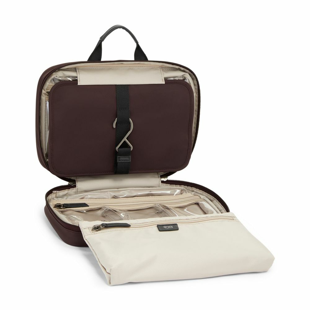 Voyageur Madeline Cosmetic Deep Plum