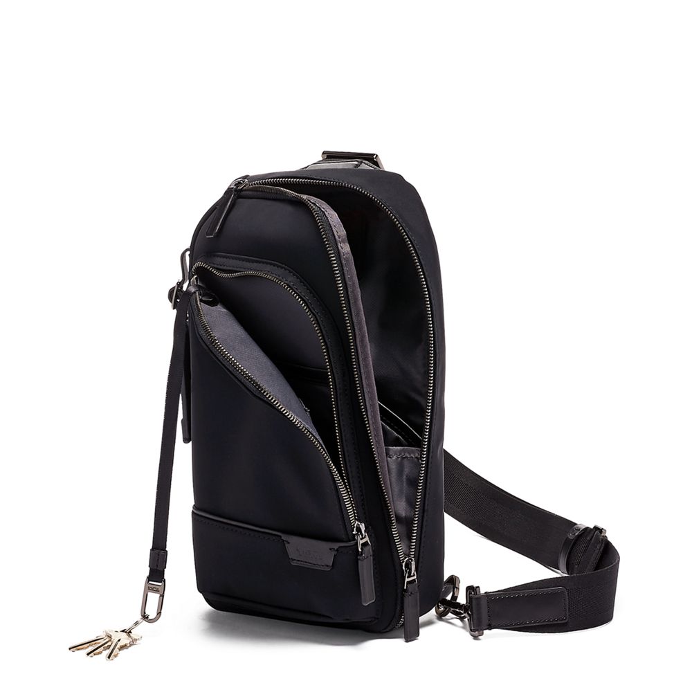 TUMI Harrison Gregory Sling Black